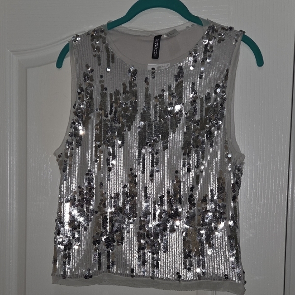 NWT Silver Sequin Tank Top, s.M - Picture 1 of 4